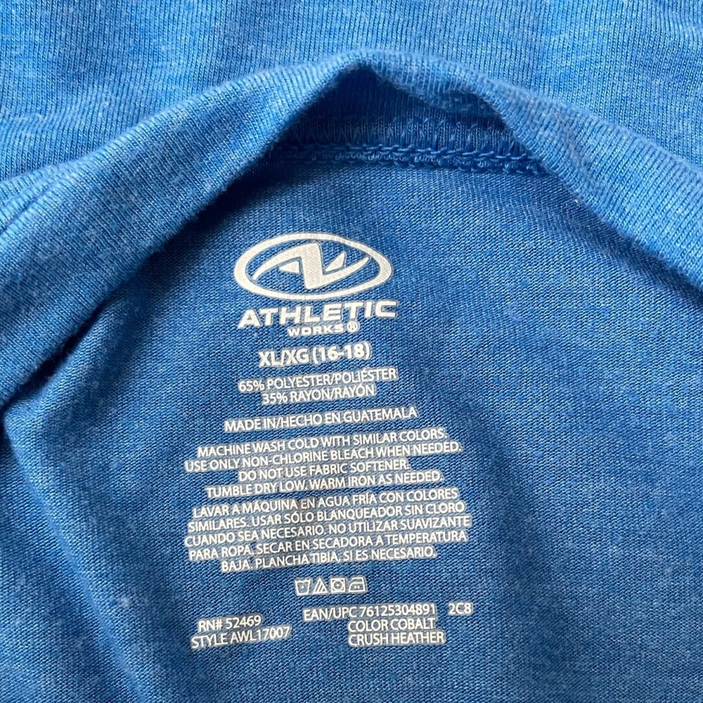 Athletic works blue Vneck ruched T-shirt - Picture 5 of 5